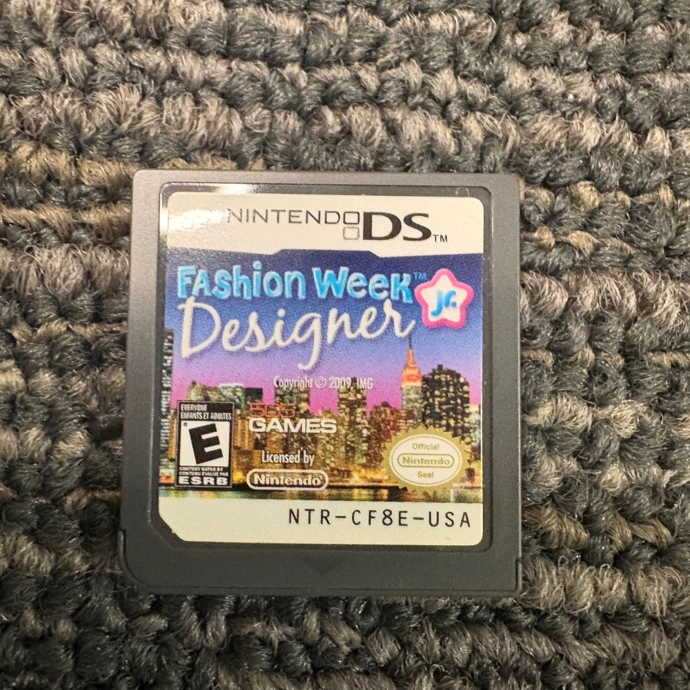 Y2k Nintendo DS Fashion Week Designer Jr Game Cartridge NTR-CF8E-USA Simulation